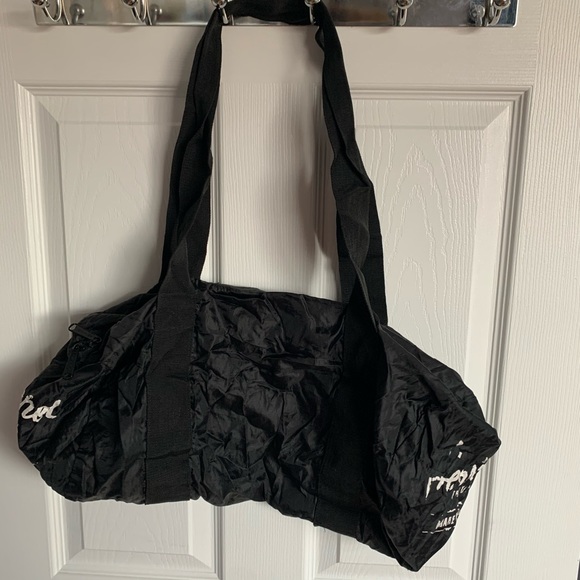 Herschel Black packable duffle bag - Picture 4 of 6